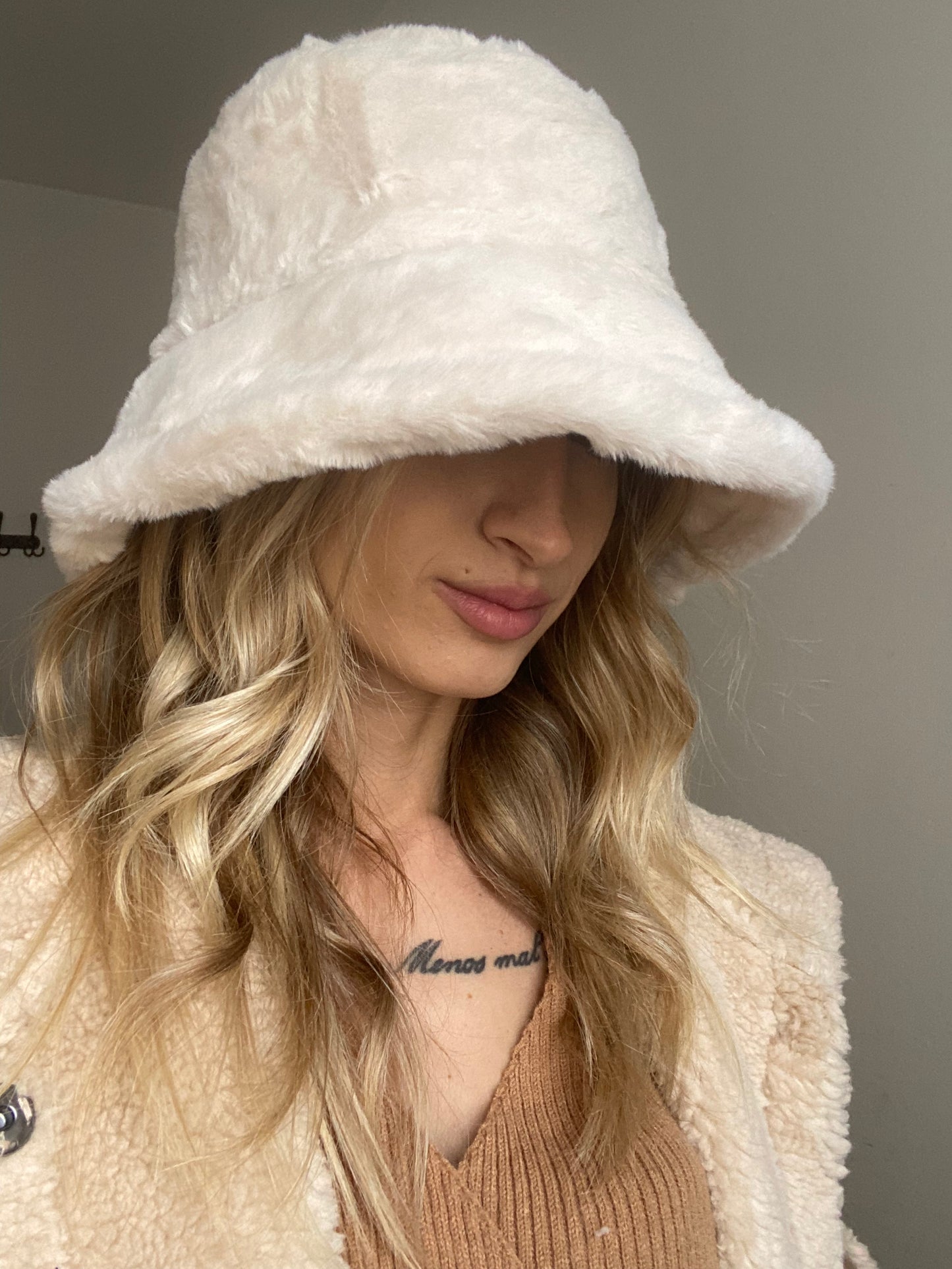 Cappello da pescatore panna